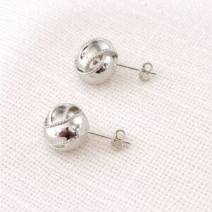 Savvy Cie Sterling Silver Love Knot Stud Earrings – Brand New